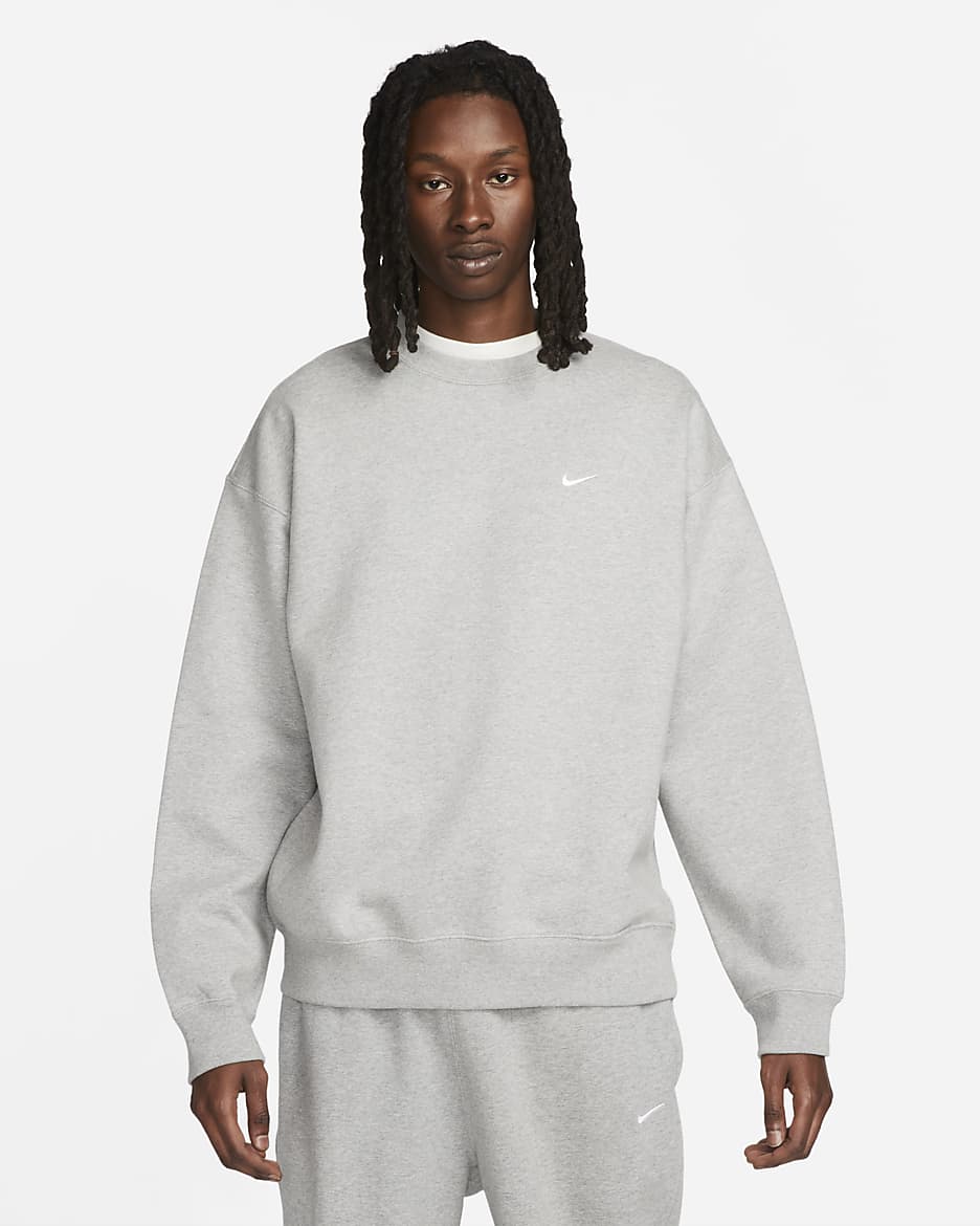 Nike crewneck swoosh sale